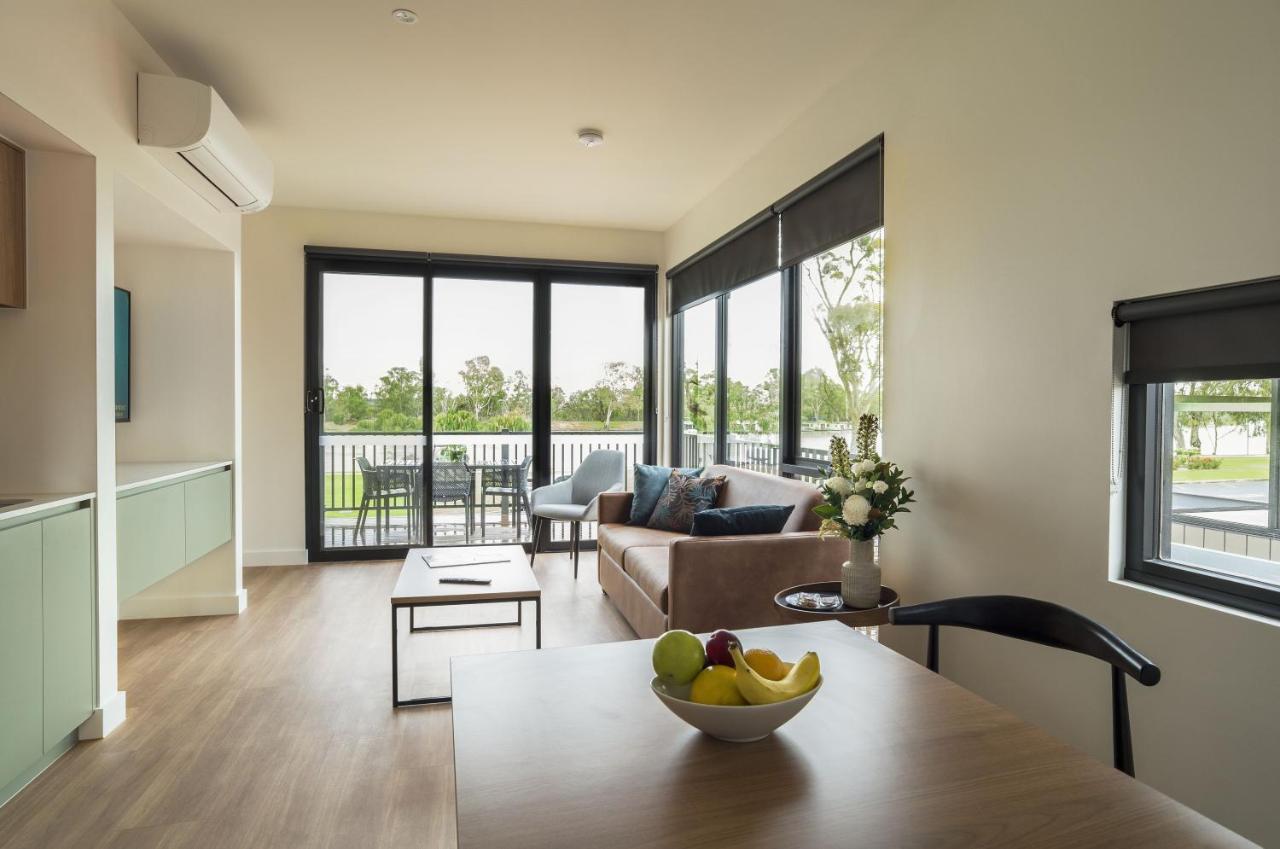 Riverview Villa Balcony,1310342368:JPEG
